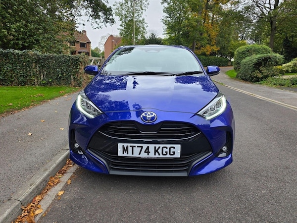 Used Toyota Yaris 2024 for sale - 76290159: Photo 2