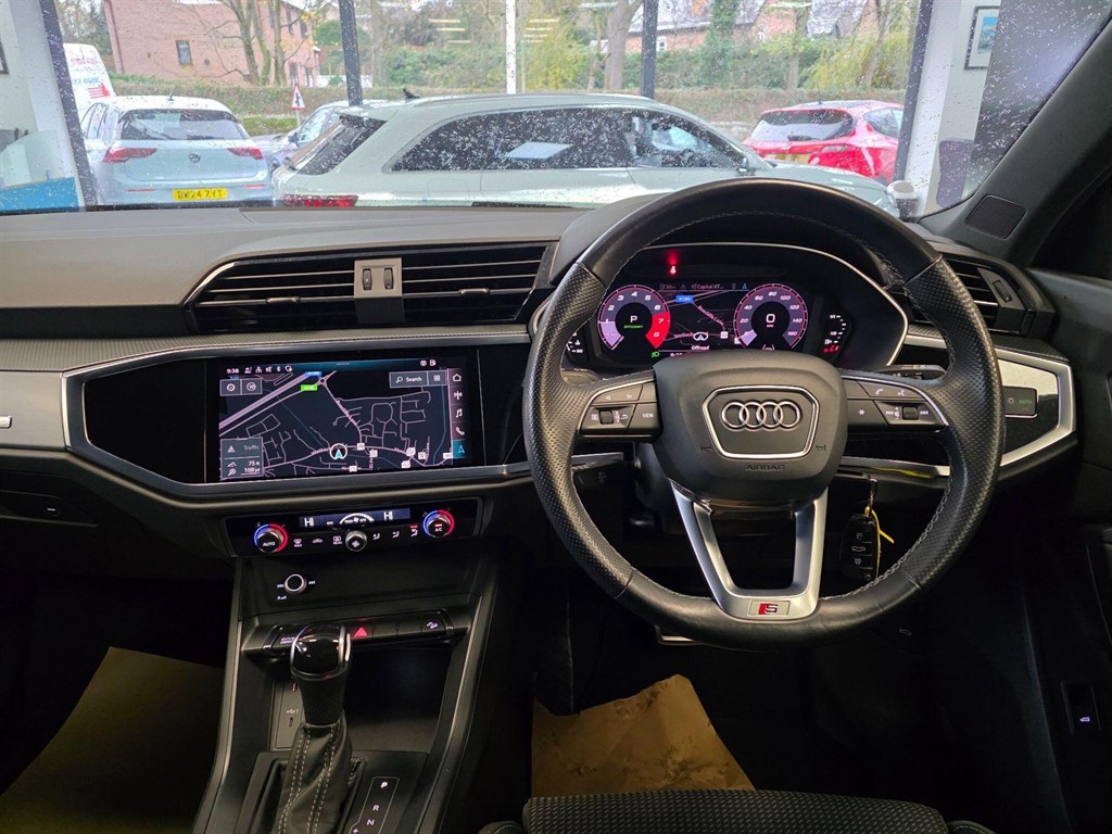 Used Audi Q3 2021 for sale - 76640651: Photo 11