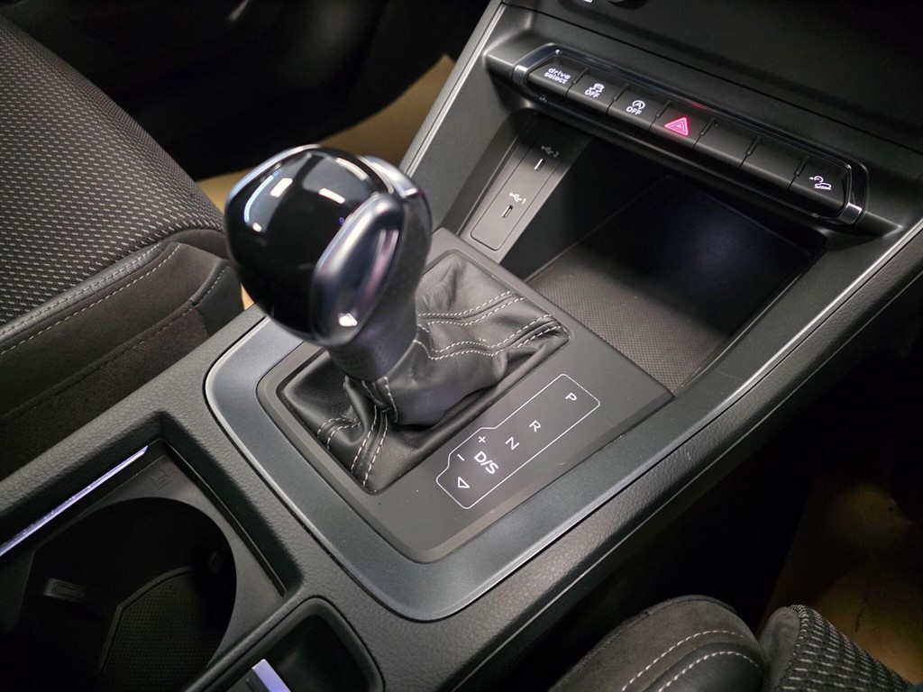 Used Audi Q3 2021 for sale - 76640651: Photo 12