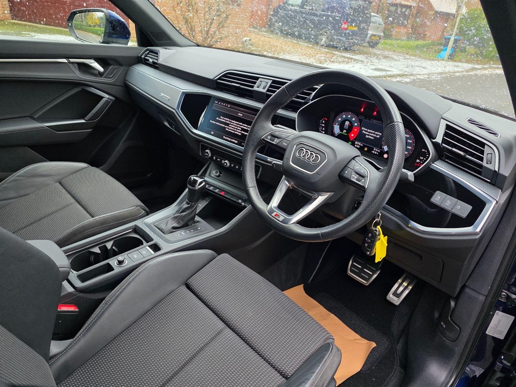 Used Audi Q3 2021 for sale - 76640651: Photo 13