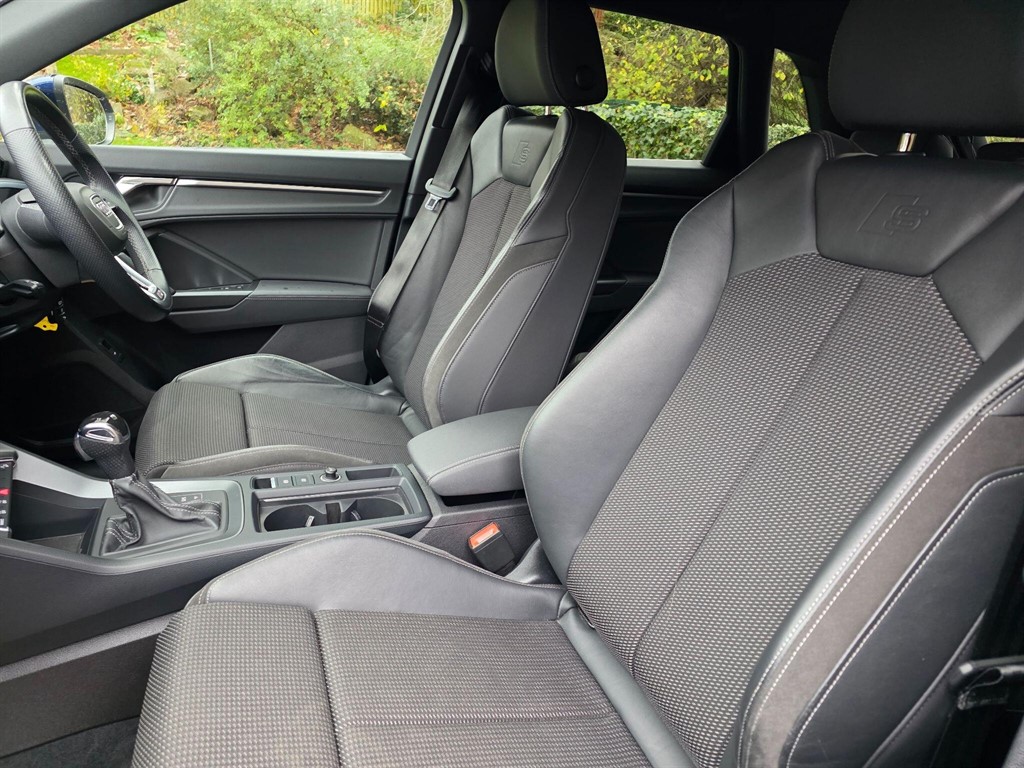 Used Audi Q3 2021 for sale - 76640651: Photo 30