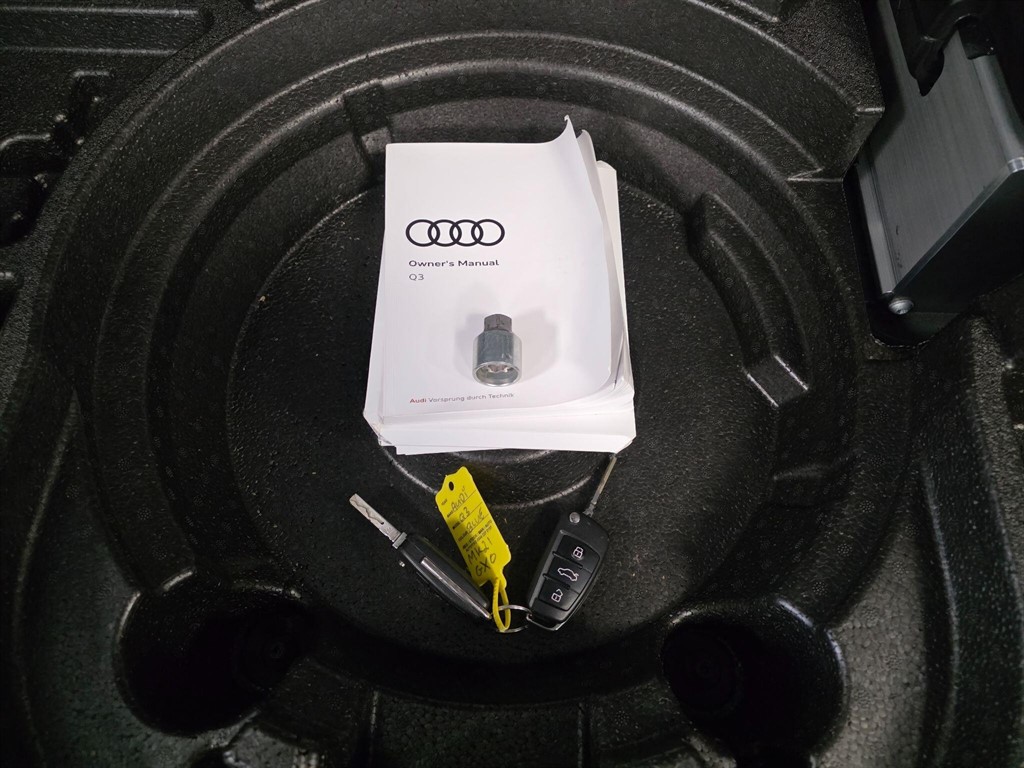 Used Audi Q3 2021 for sale - 76640651: Photo 33