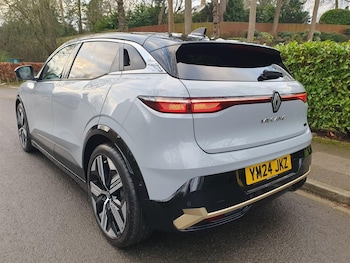 Used Renault Megane 2024 for sale - 75572169: Photo