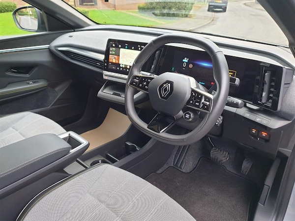 Used Renault Megane 2024 for sale - 75572169: Photo 7