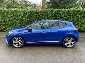 Used Renault Clio 2023 for sale - 75874417: Photo