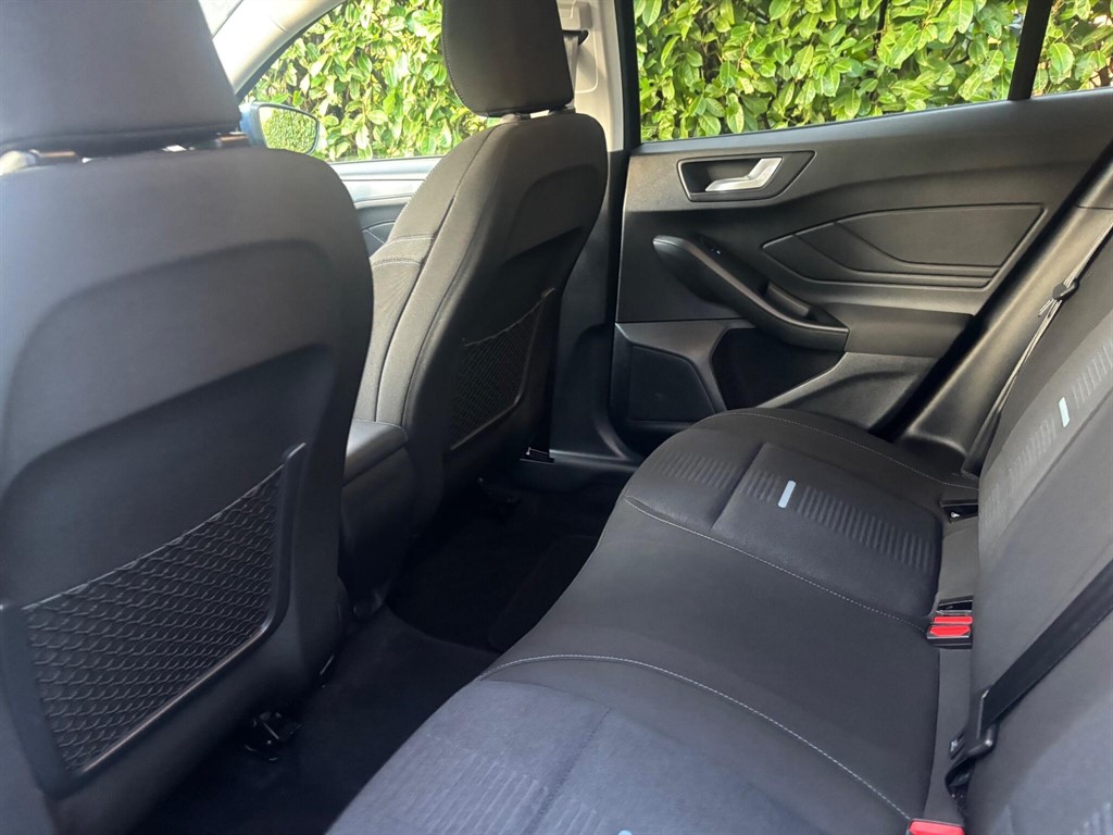 Used Ford Focus 2023 for sale - 76780499: Photo 12