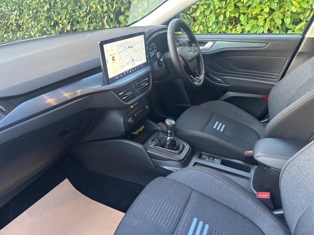 Used Ford Focus 2023 for sale - 76780499: Photo 9