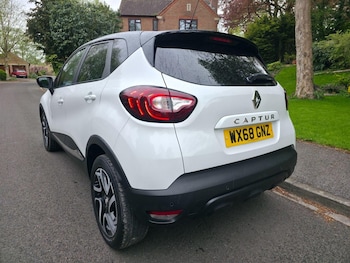 Used Renault Captur 2018 for sale - 78294110: Photo