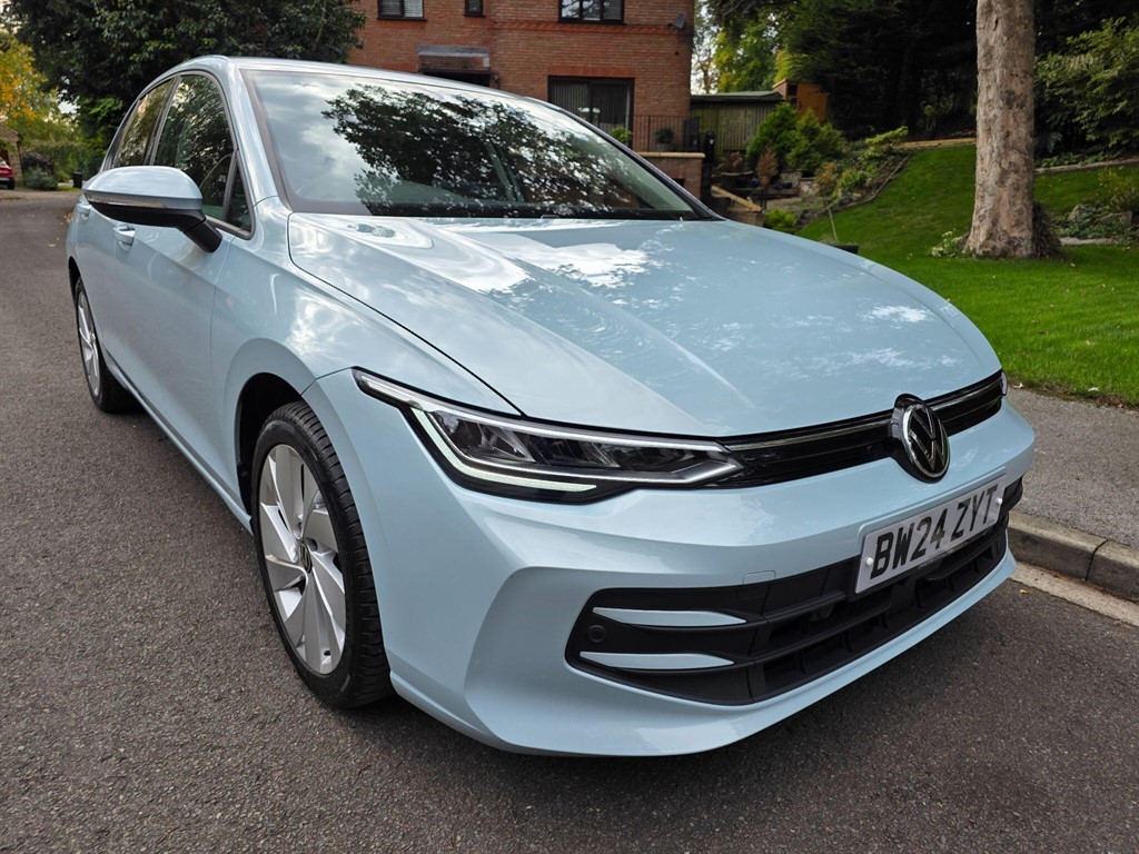 Used Volkswagen Golf 2024 for sale - 76161659: Photo 1