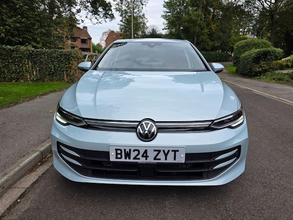 Used Volkswagen Golf 2024 for sale - 76161659: Photo 2
