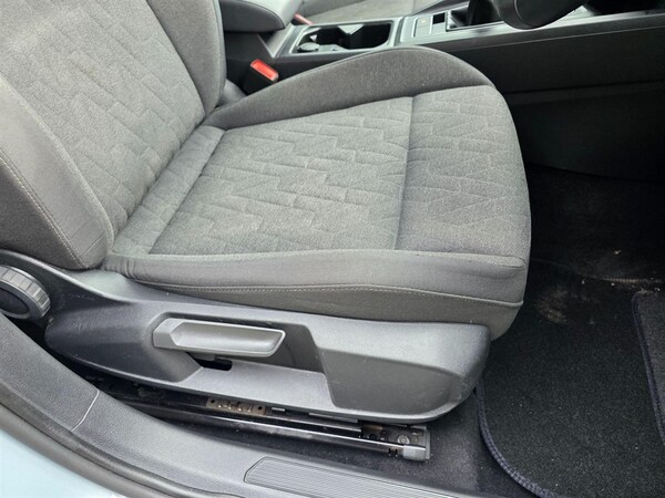 Used Volkswagen Golf 2024 for sale - 76161659: Photo 31