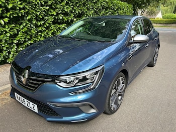 Used Renault Megane 2018 for sale - 75672300: Photo