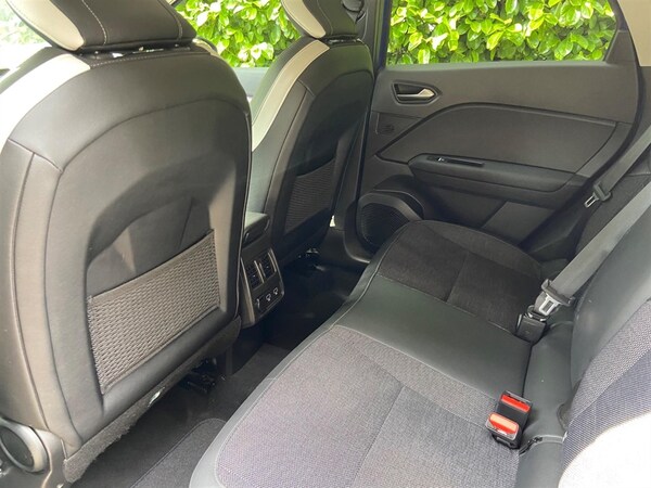 Used Renault Captur 2022 for sale - 75569861: Photo 28