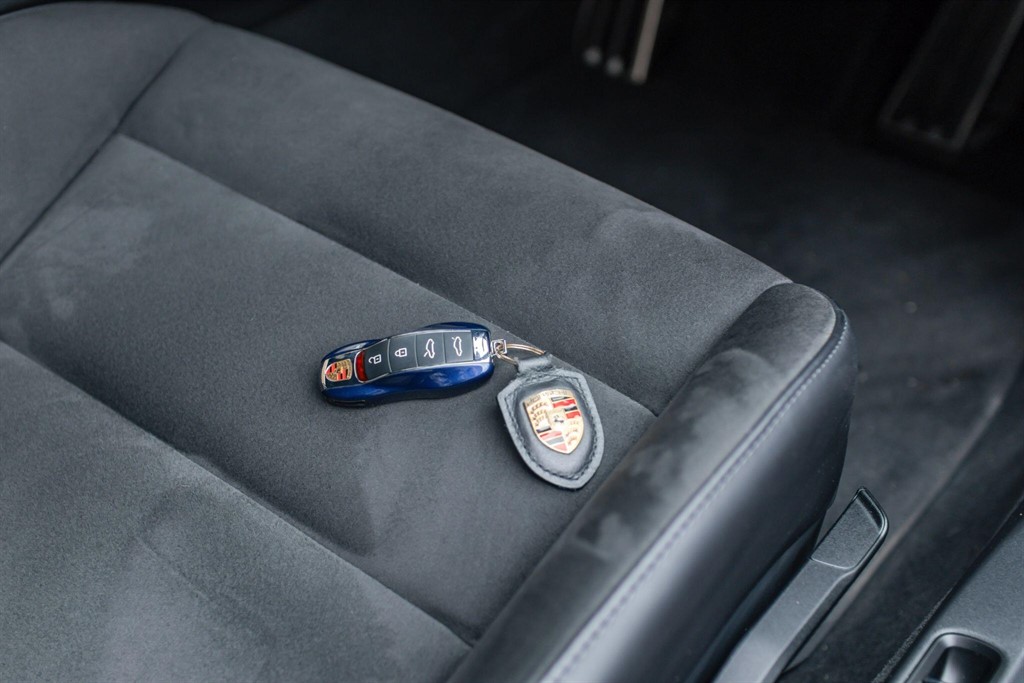 Used Porsche Cayman 2022 for sale - 77679124: Photo 14