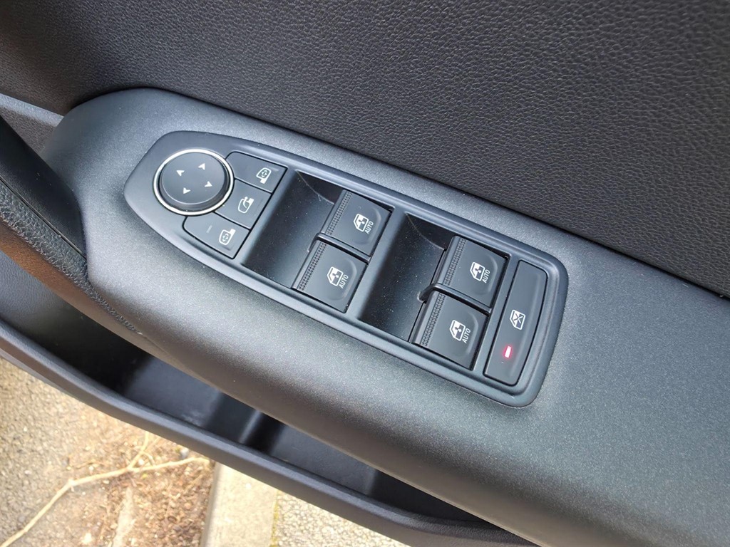 Used Renault Captur 2022 for sale - 76842395: Photo 17