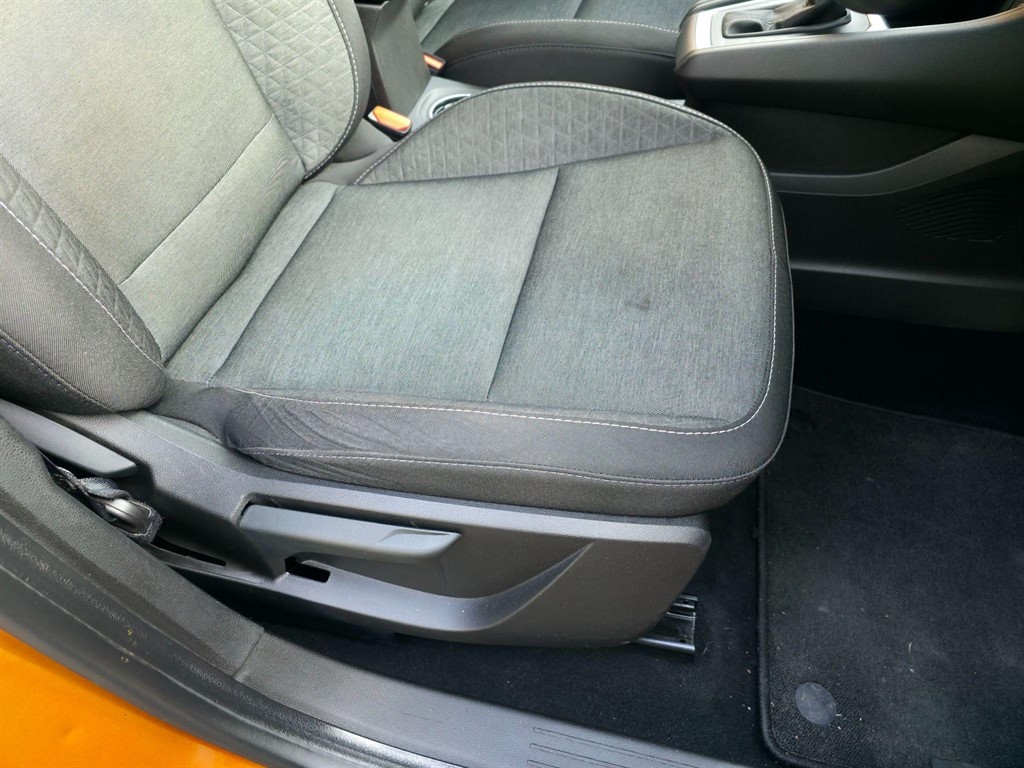 Used Renault Captur 2022 for sale - 76842395: Photo 25