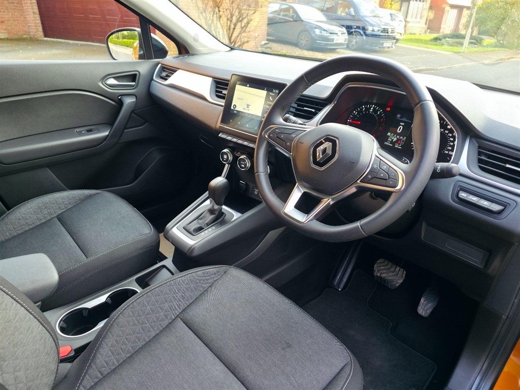 Used Renault Captur 2022 for sale - 76842395: Photo 29