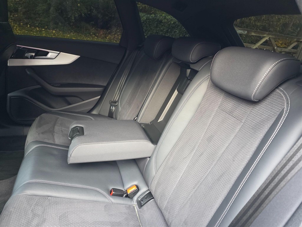 Used Audi A4 Avant 2022 for sale - 76494185: Photo 17