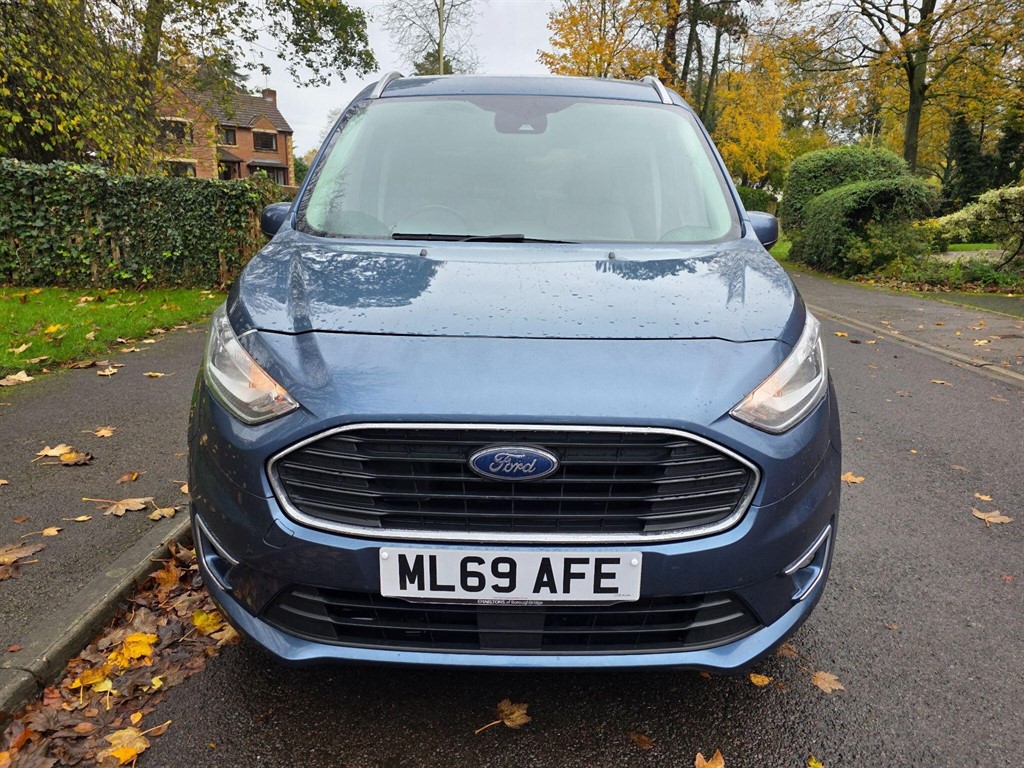 Used Ford Grand Tourneo Connect 2019 for sale - 76557093: Photo 2