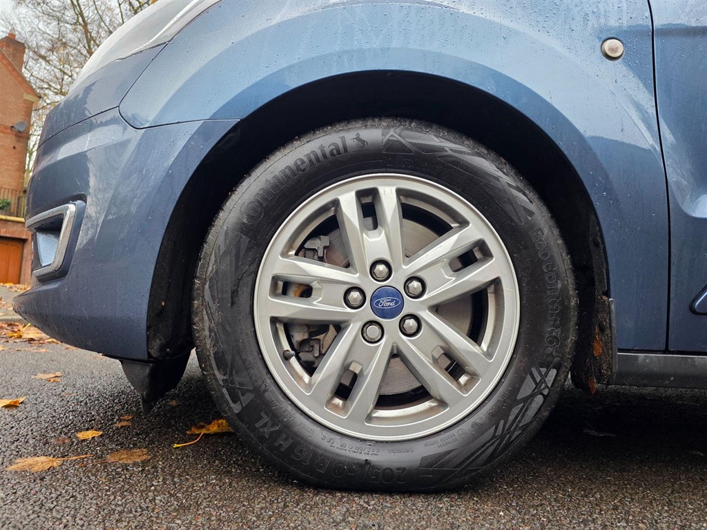 Used Ford Grand Tourneo Connect 2019 for sale - 76557093: Photo 23