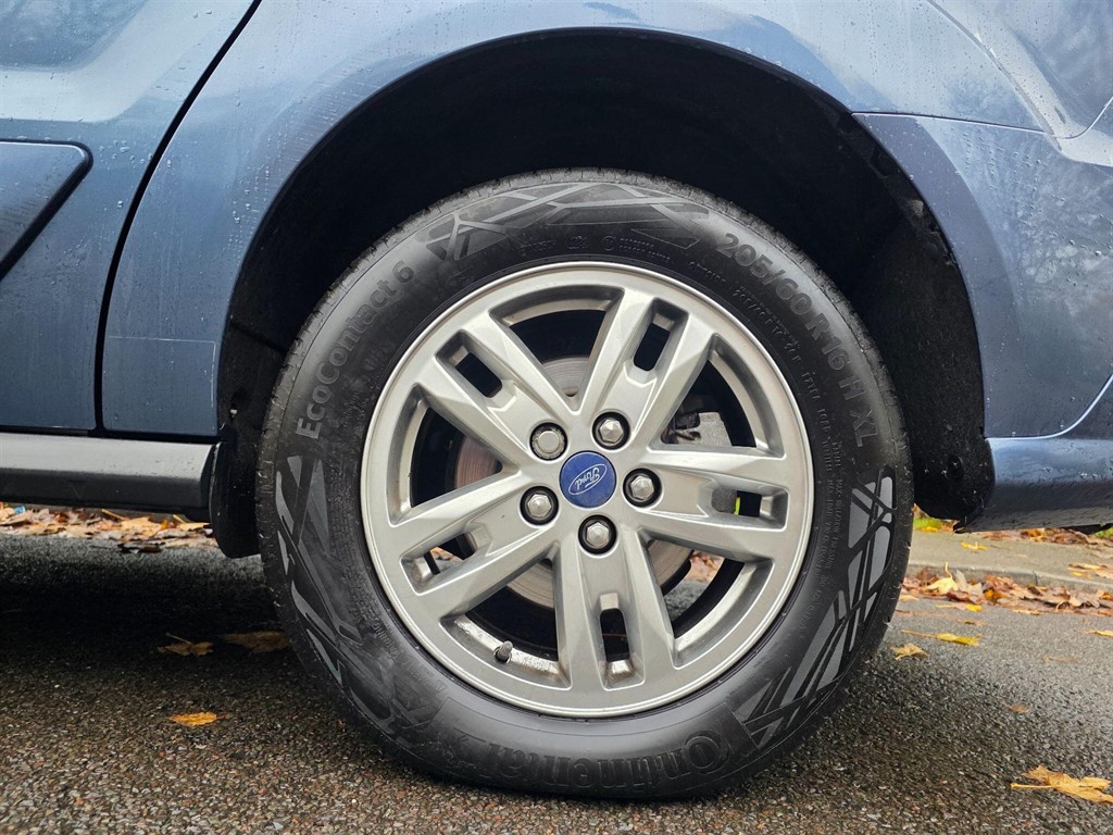 Used Ford Grand Tourneo Connect 2019 for sale - 76557093: Photo 24