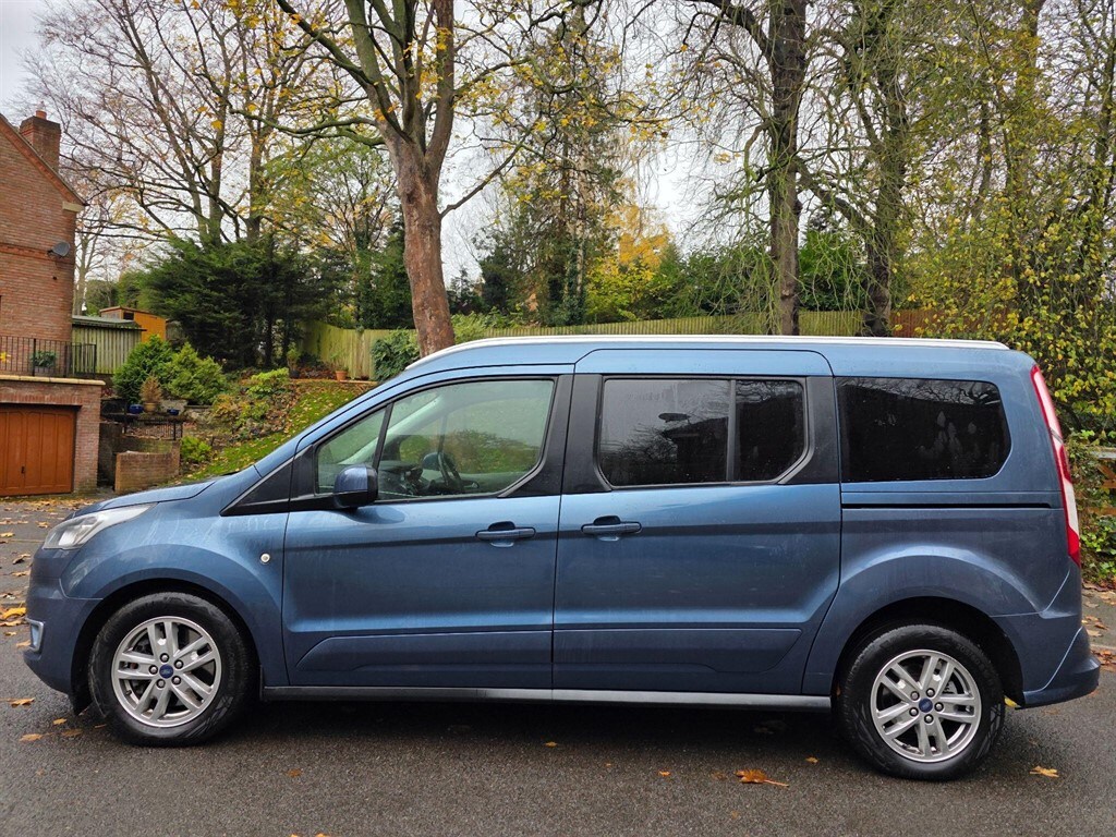 Used Ford Grand Tourneo Connect 2019 for sale - 76557093: Photo 5