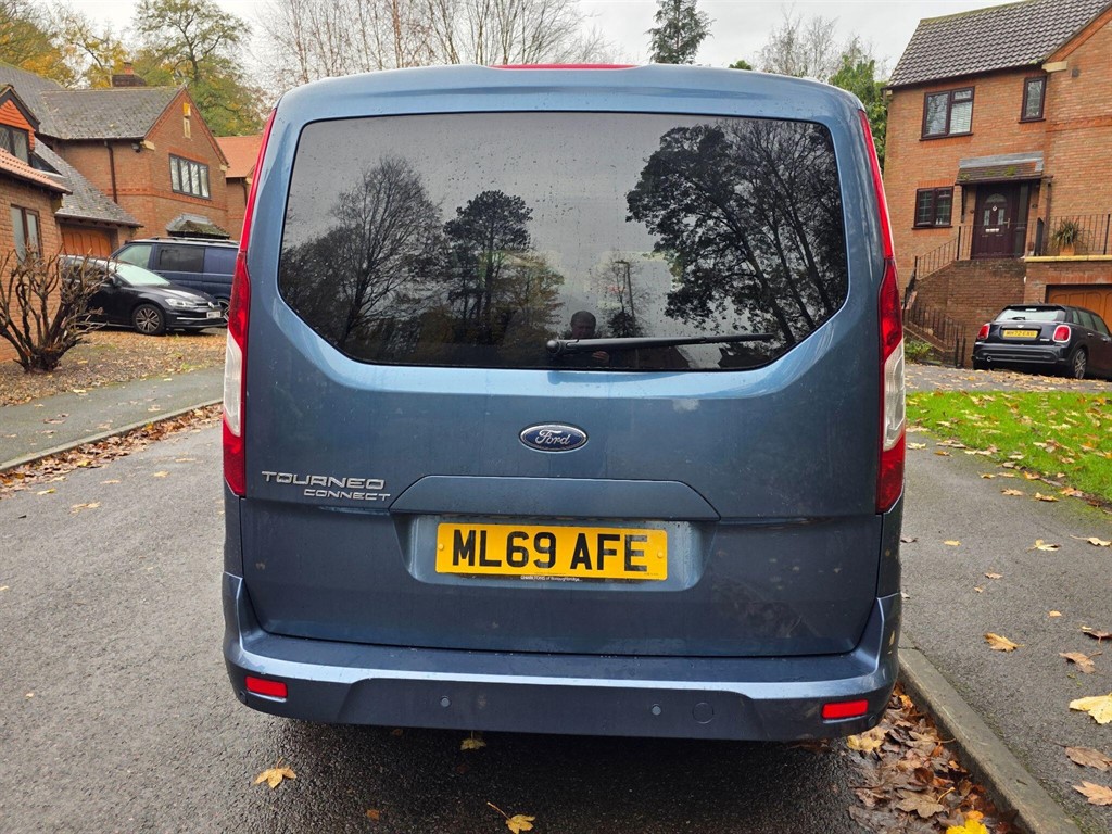 Used Ford Grand Tourneo Connect 2019 for sale - 76557093: Photo 6