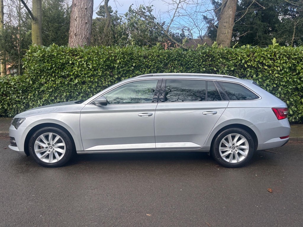 Used Skoda Superb 2022 for sale - 77877915: Photo 5