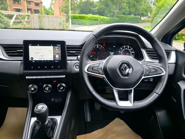 Used Renault Captur 2021 for sale - 75570740: Photo 32