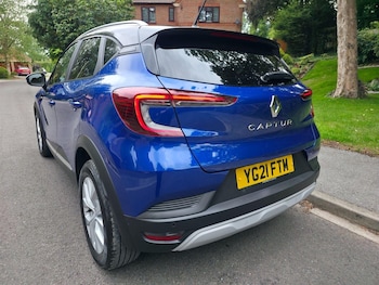 Used Renault Captur 2021 for sale - 75570740: Photo
