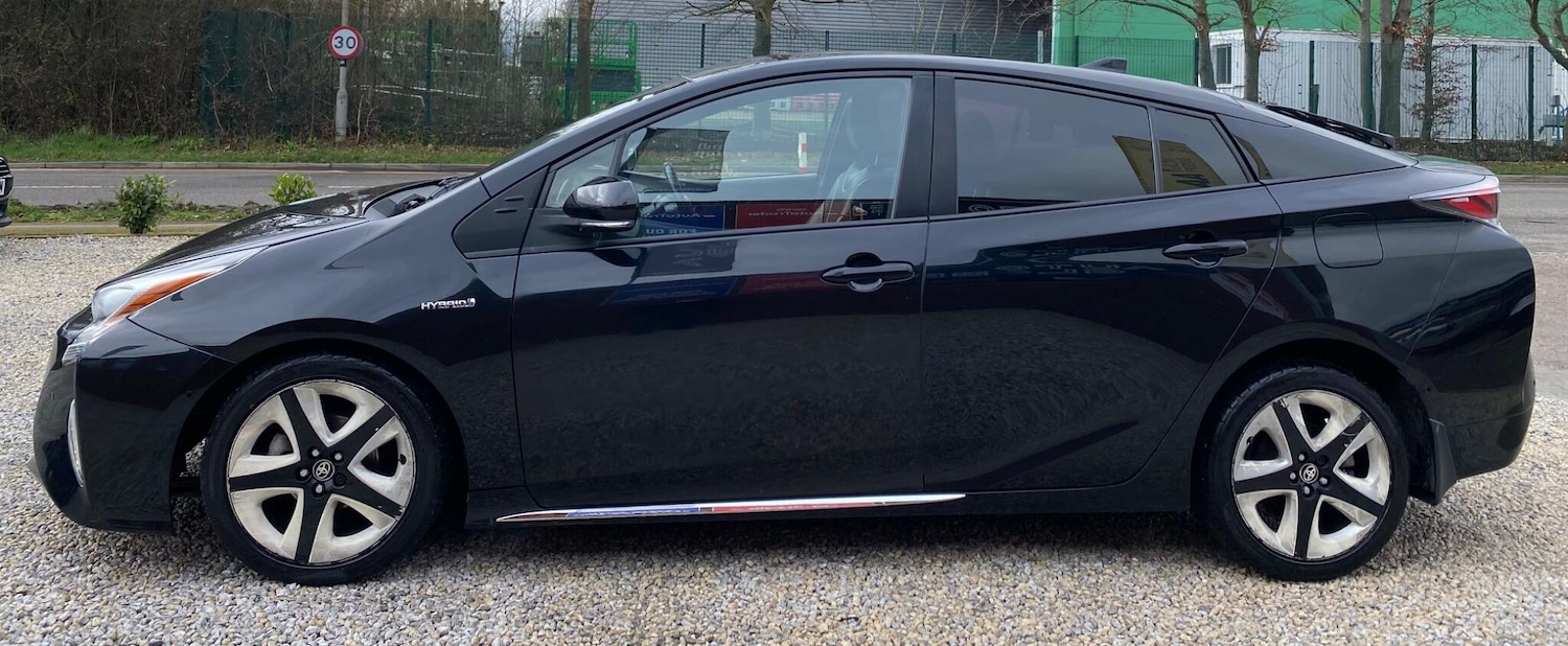 Used Toyota Prius 2017 for sale - 77704969: Photo 14