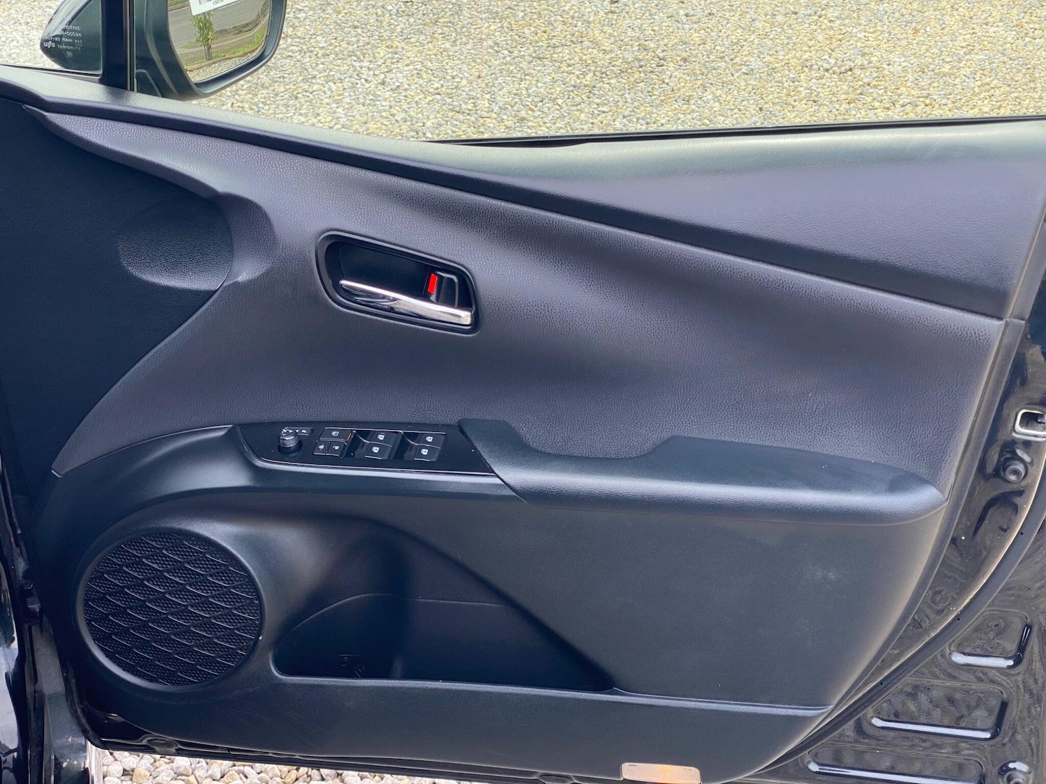 Used Toyota Prius 2017 for sale - 77704969: Photo 34