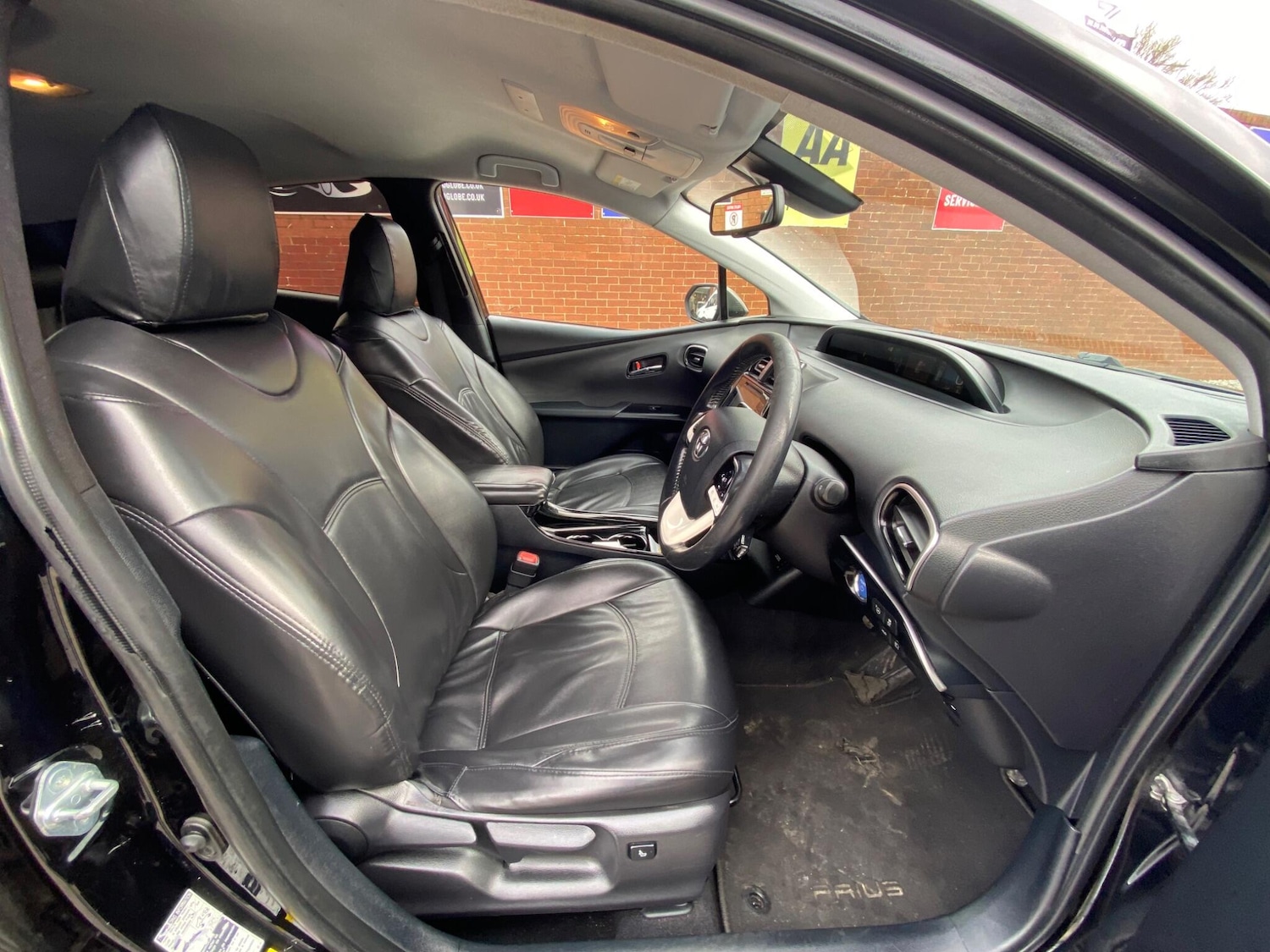 Used Toyota Prius 2017 for sale - 77704969: Photo 37