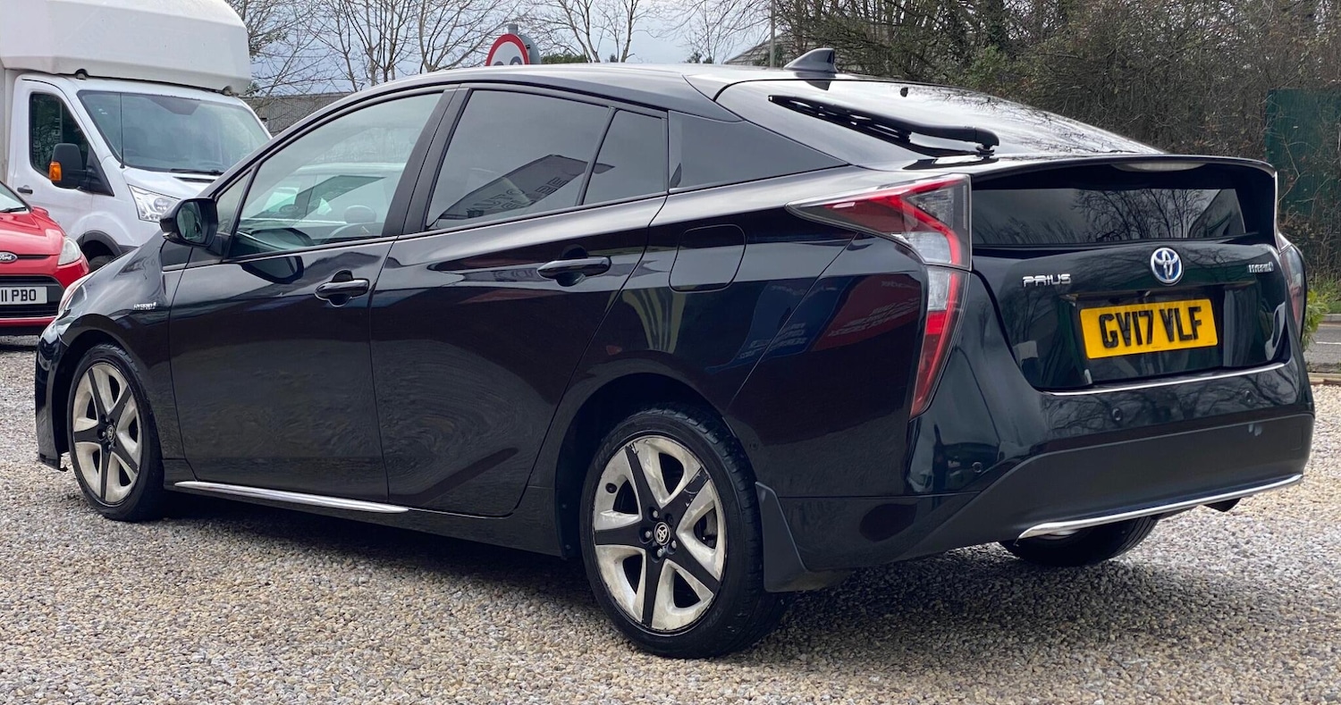 Used Toyota Prius 2017 for sale - 77704969: Photo 5