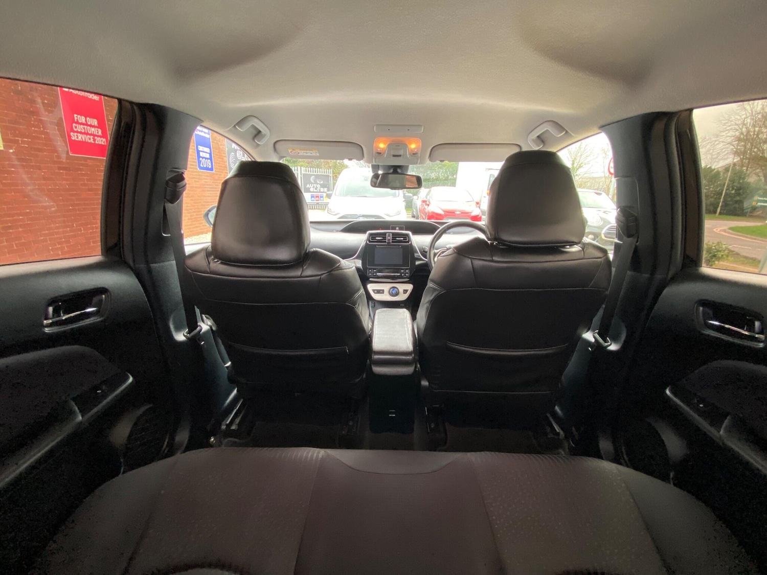 Used Toyota Prius 2017 for sale - 77704969: Photo 50