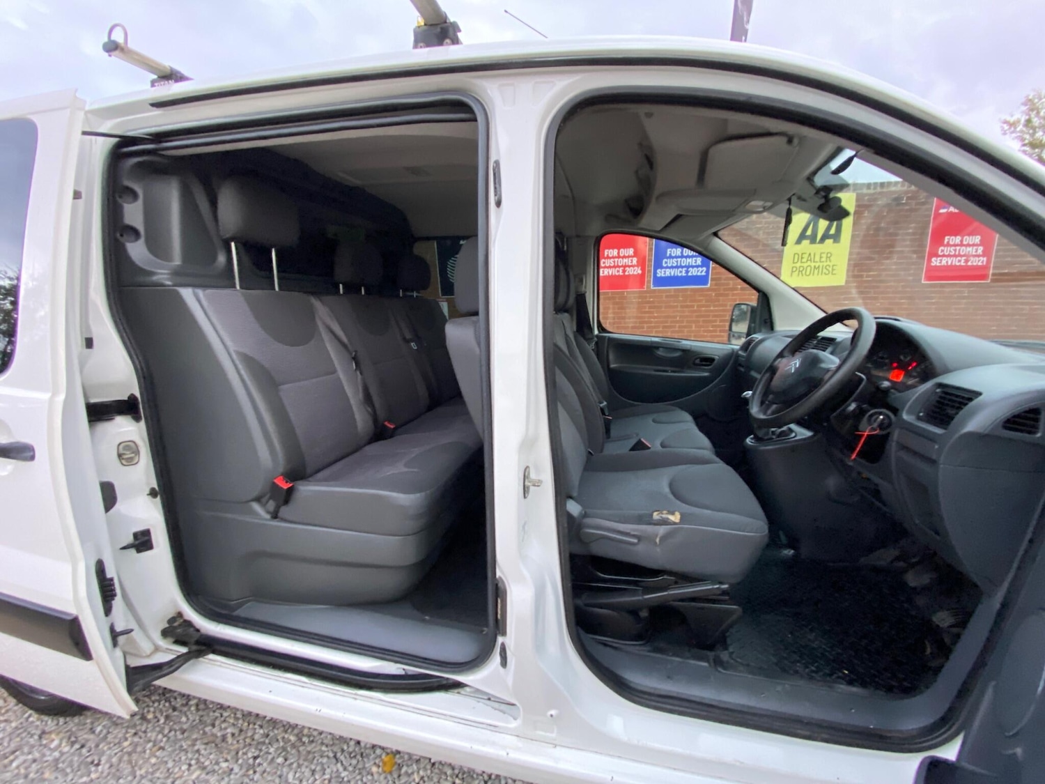 Used Citroen Dispatch 2016 for sale - 76348980: Photo 17