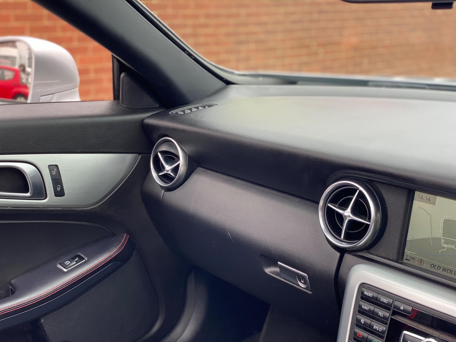 Used Mercedes-Benz SLK 2014 for sale - 76174723: Photo 26