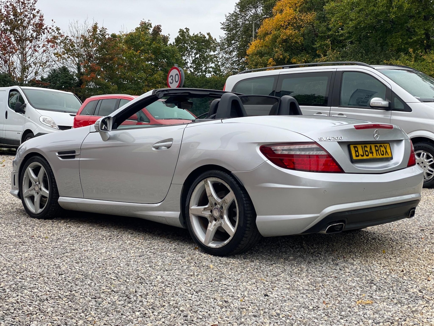 Used Mercedes-Benz SLK 2014 for sale - 76174723: Photo 4