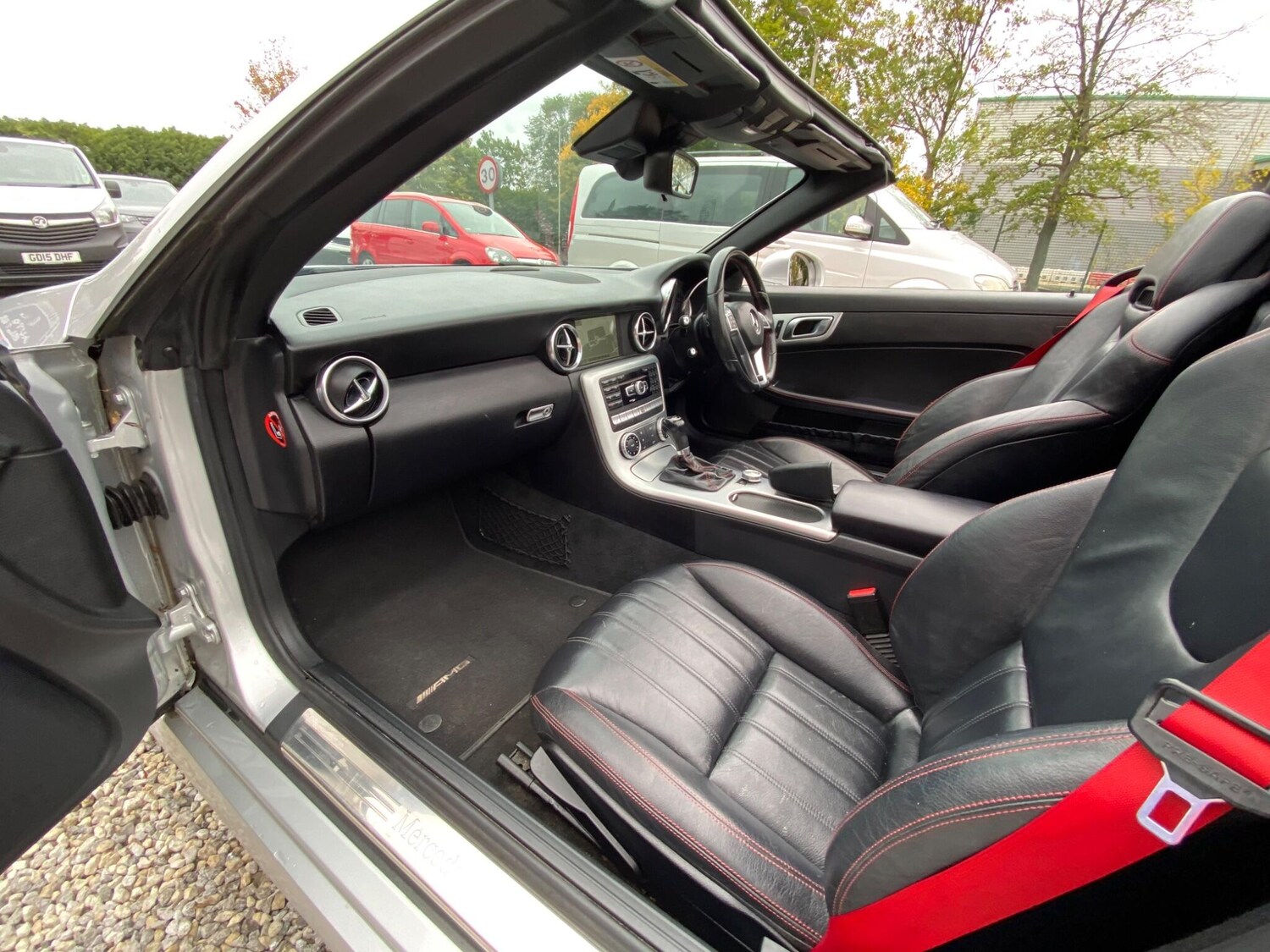 Used Mercedes-Benz SLK 2014 for sale - 76174723: Photo 44