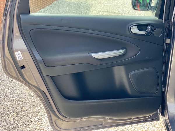 Used Ford S-Max 2014 for sale - 76214439: Photo 41