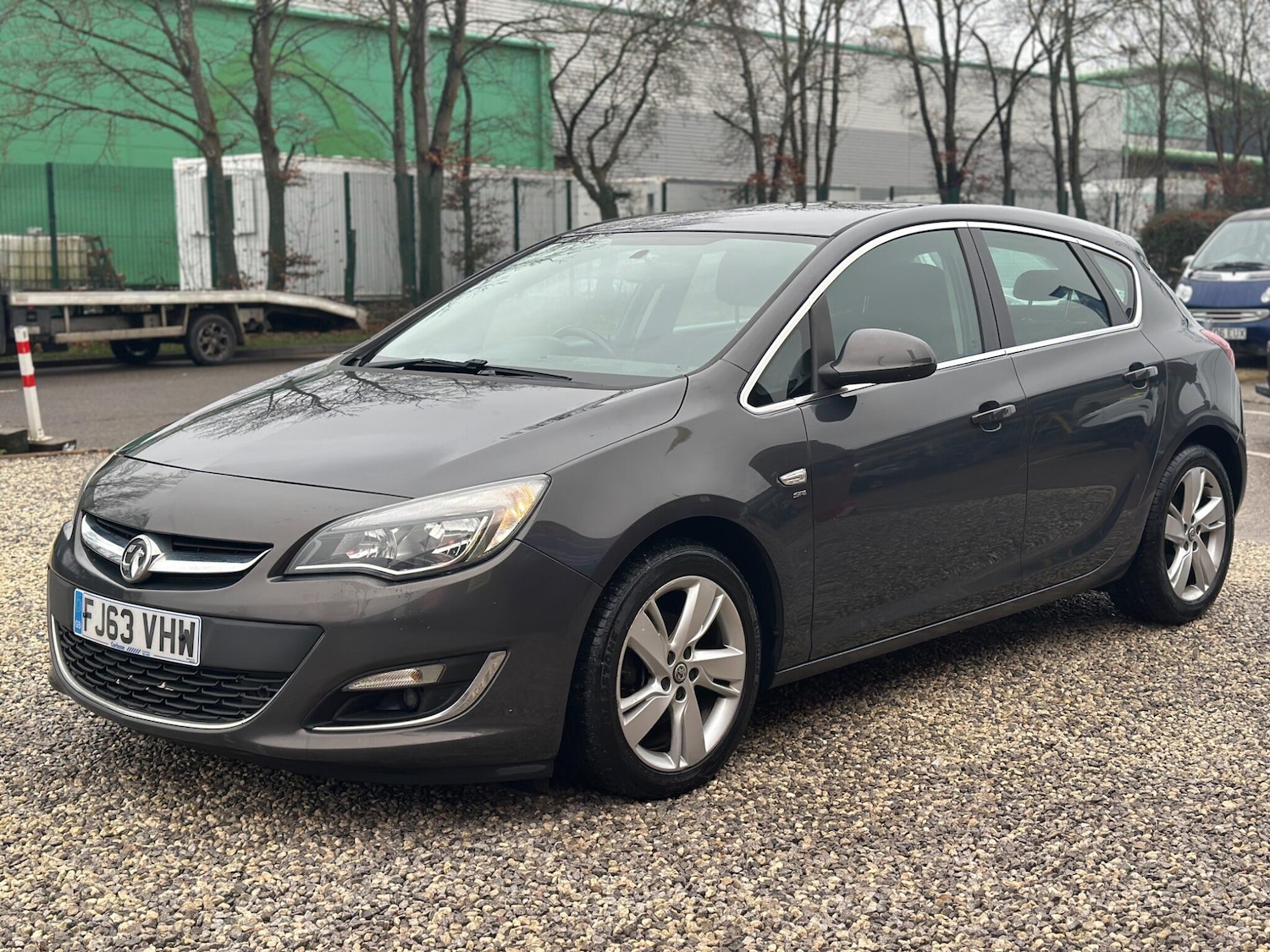 Used Vauxhall Astra 2013 for sale - 77696214: Photo 3