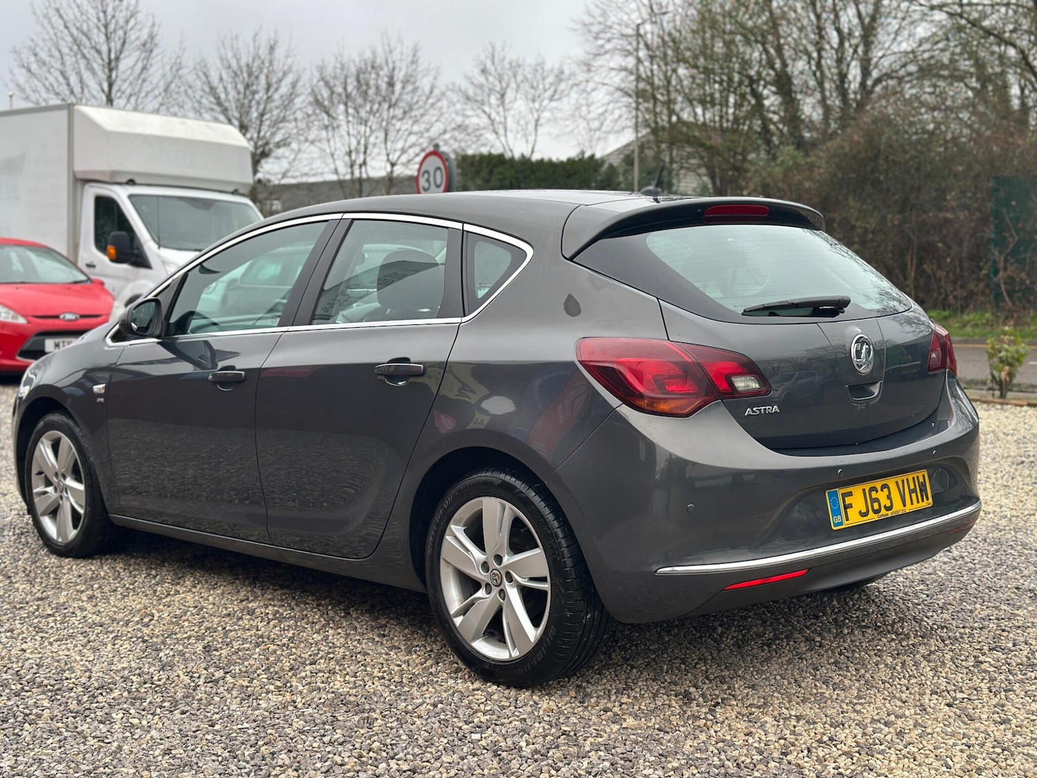 Used Vauxhall Astra 2013 for sale - 77696214: Photo 4