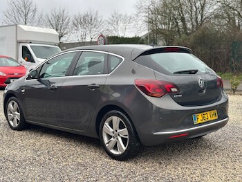 Used Vauxhall Astra 2013 for sale - 77696214: Photo