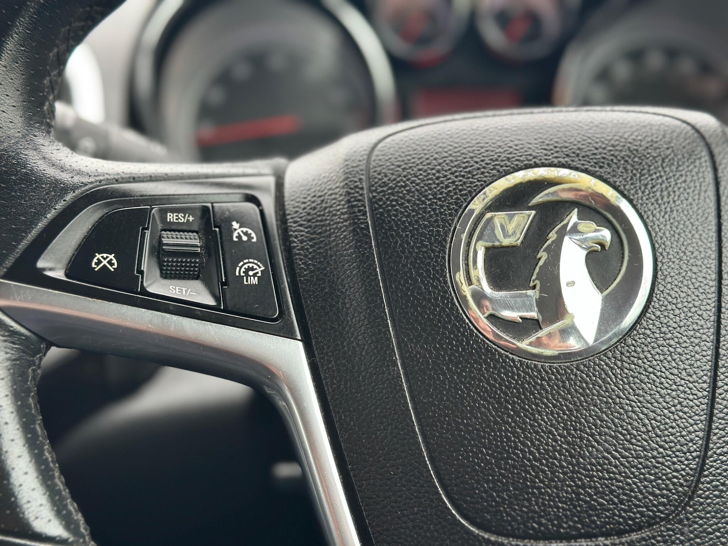 Used Vauxhall Astra 2013 for sale - 77696214: Photo 51