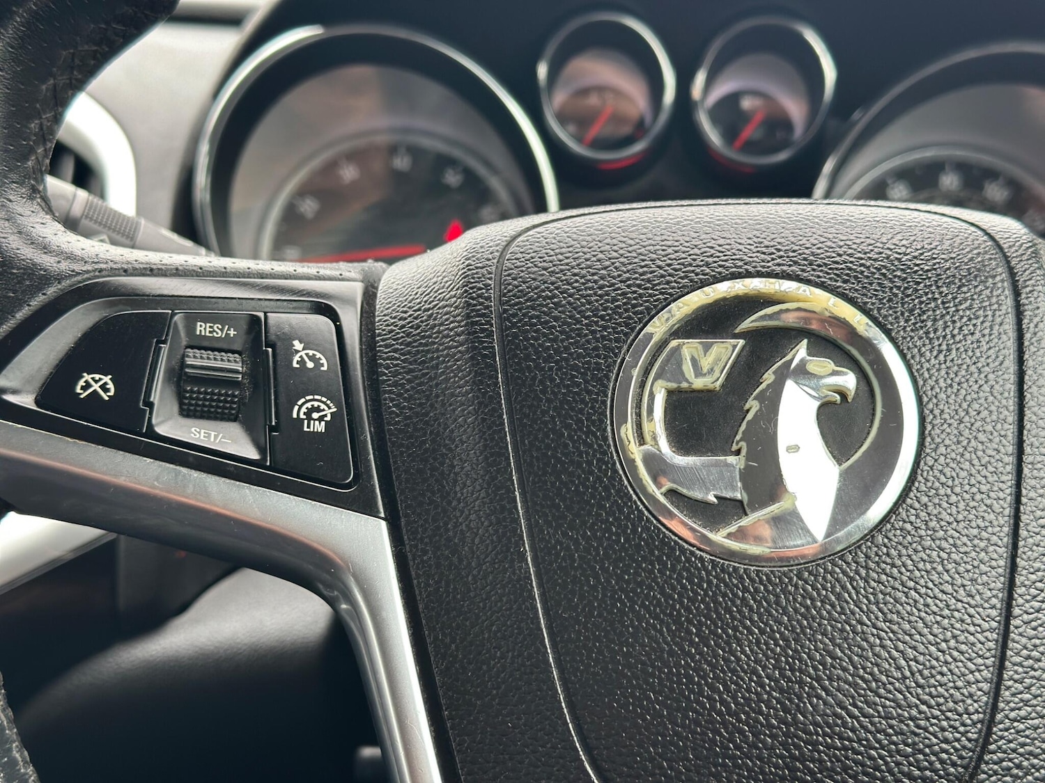 Used Vauxhall Astra 2013 for sale - 77696214: Photo 59