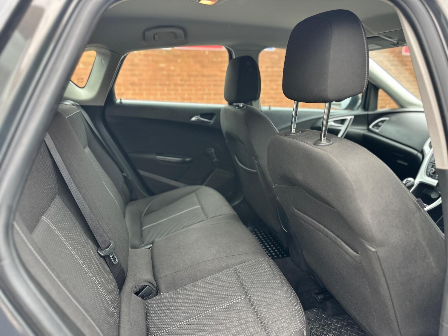 Used Vauxhall Astra 2013 for sale - 77696214: Photo 7