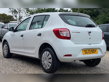 Used Dacia Sandero 2013 for sale - 78878472: Photo