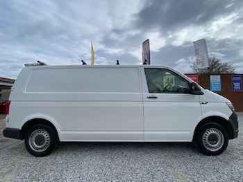 Used Volkswagen Transporter 2017 for sale - 78171479: Photo