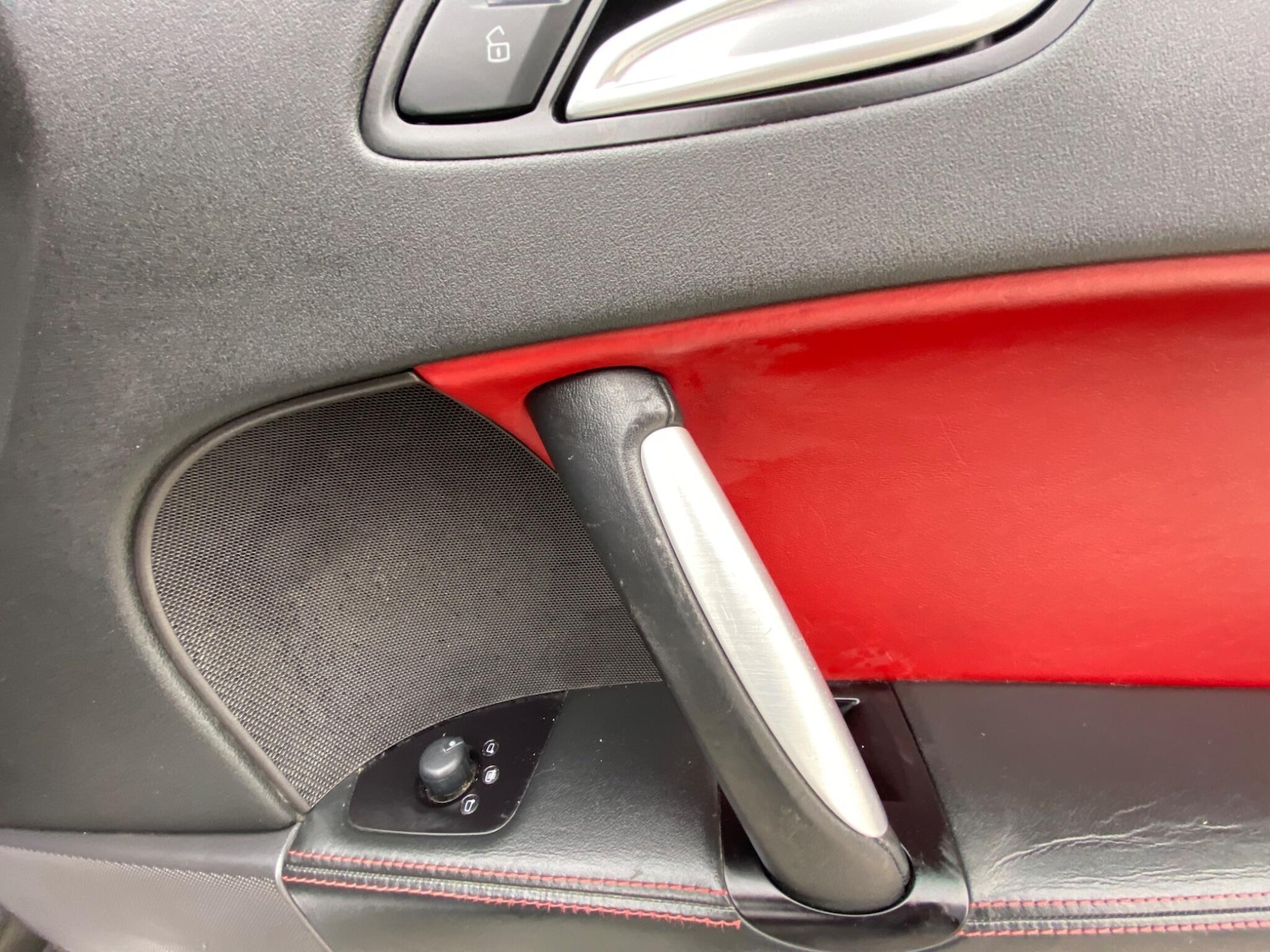 Used Audi TT 2009 for sale - 77993190: Photo 31