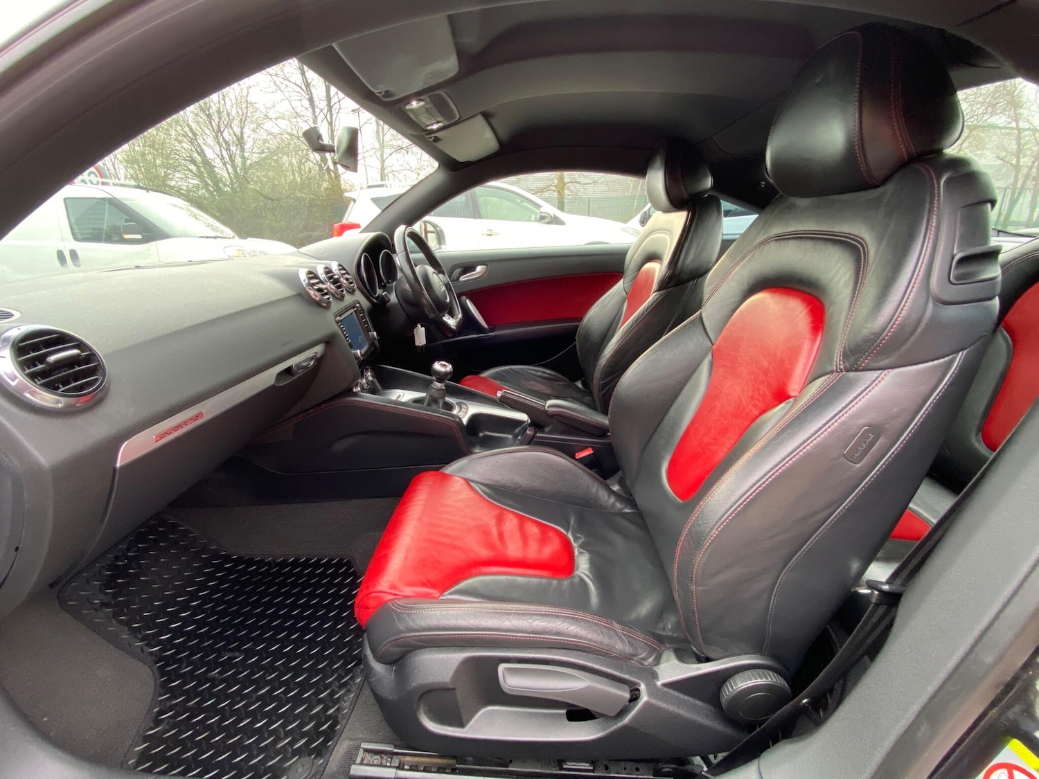 Used Audi TT 2009 for sale - 77993190: Photo 40